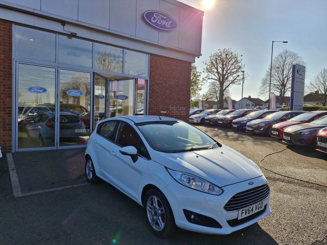 2014 (64) Ford Fiesta 1.25 Zetec Hatchback 5dr Petrol Manual Euro 5 (82 ps)