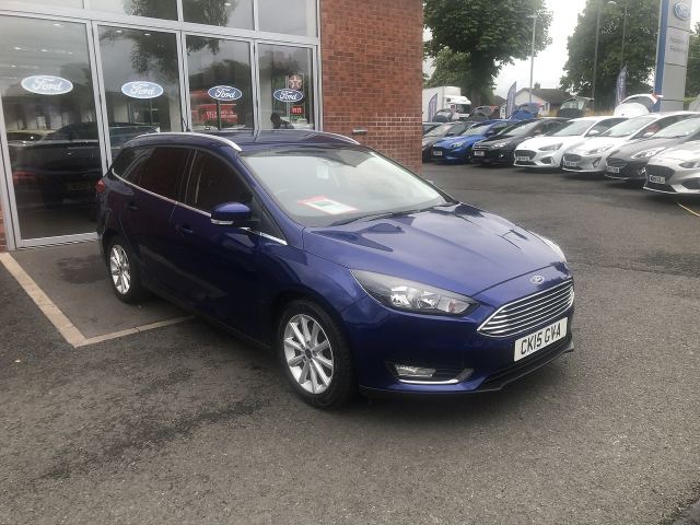 2015 (15) Ford Focus 1.6 Titanium Estate 5dr Petrol Powershift Automatic Euro 6 (125 ps)