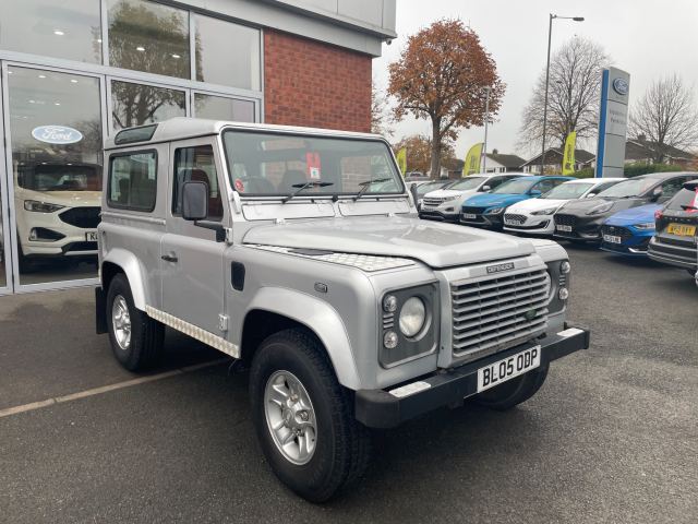 2005 (05) Land Rover Defender 90 2.5 TD5 XS Station Wagon 3dr Diesel Manual (282 g/km, 120 bhp)