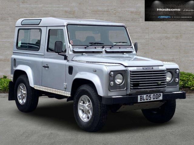 2005 (05) Land Rover Defender 90 2.5 TD5 XS Station Wagon 3dr Diesel Manual (282 g/km, 120 bhp)