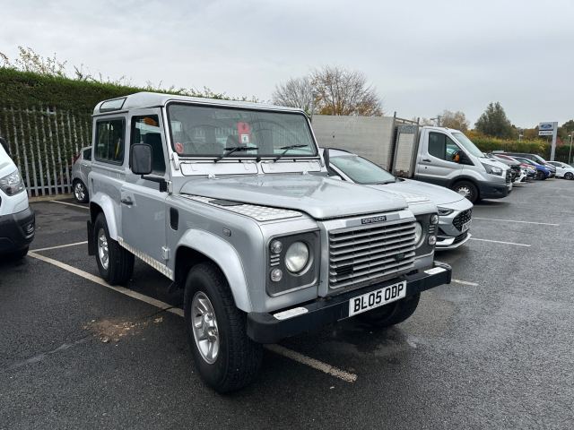 2005 (05) Land Rover Defender 90 2.5 TD5 XS Station Wagon 3dr Diesel Manual (282 g/km, 120 bhp)