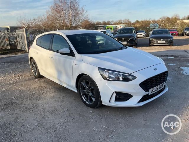 2019 (19) Ford Focus 1.0T EcoBoost ST-Line Hatchback 5dr Petrol Manual Euro 6 (s/s) (125 ps)